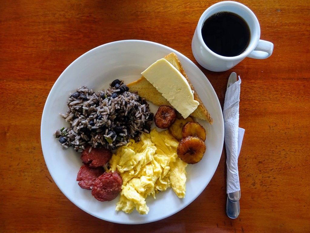 Costa Rica petit déjeuner Gallo Pinto