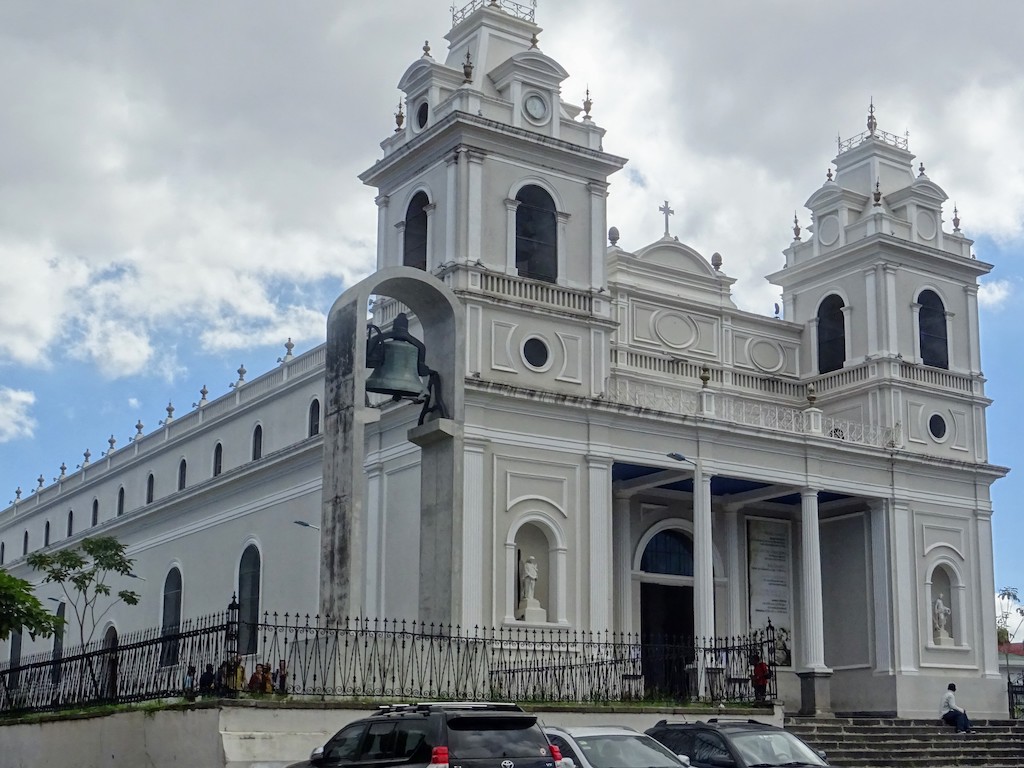 Costa Rica San Jose Côté Eglise de la Solitude