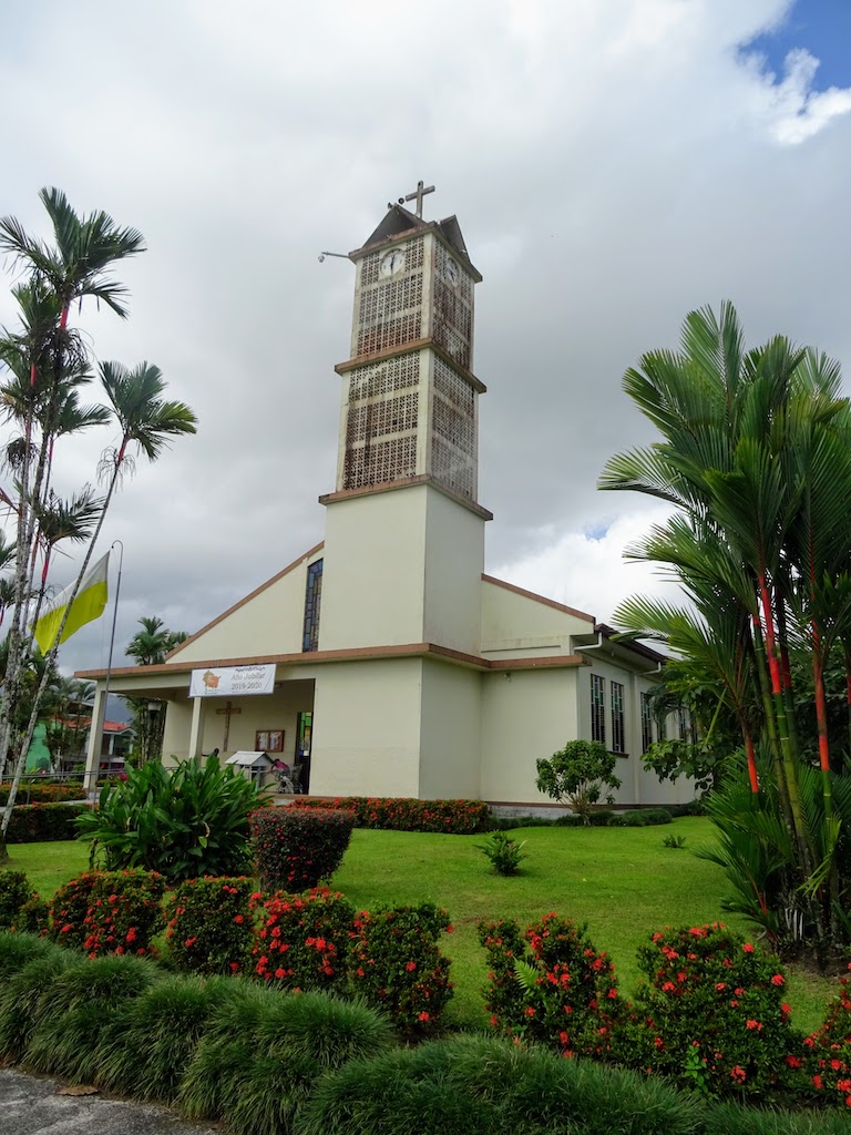 Costa Rica Arenal La Fortuna town 3