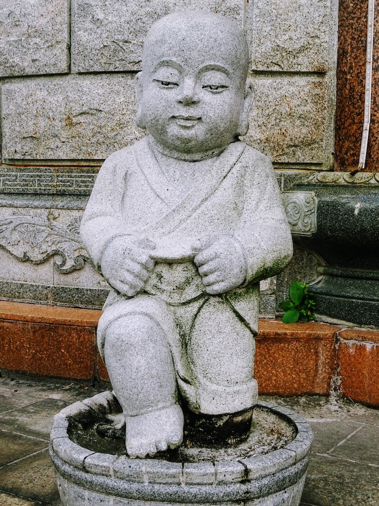 Malaisie Penang Kek Lok Si statue moine