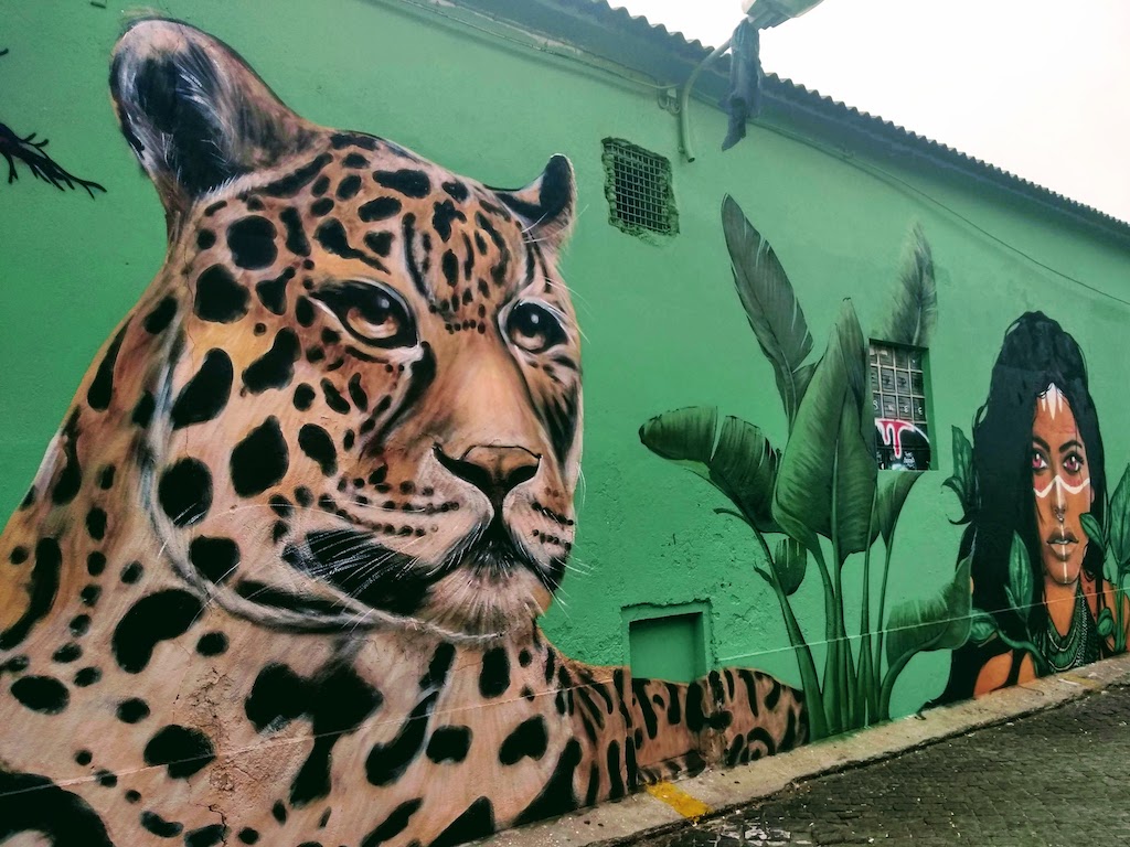 Portugal Lisbonne street art leopard