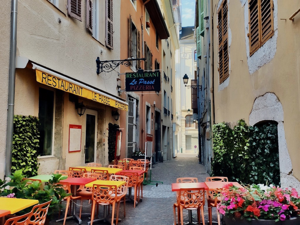 France Aix-Les-Bains centre ville ruelle